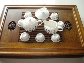 廠家直銷功夫茶根雕茶幾、茶具與安溪鐵觀音，品質保證，價格優惠